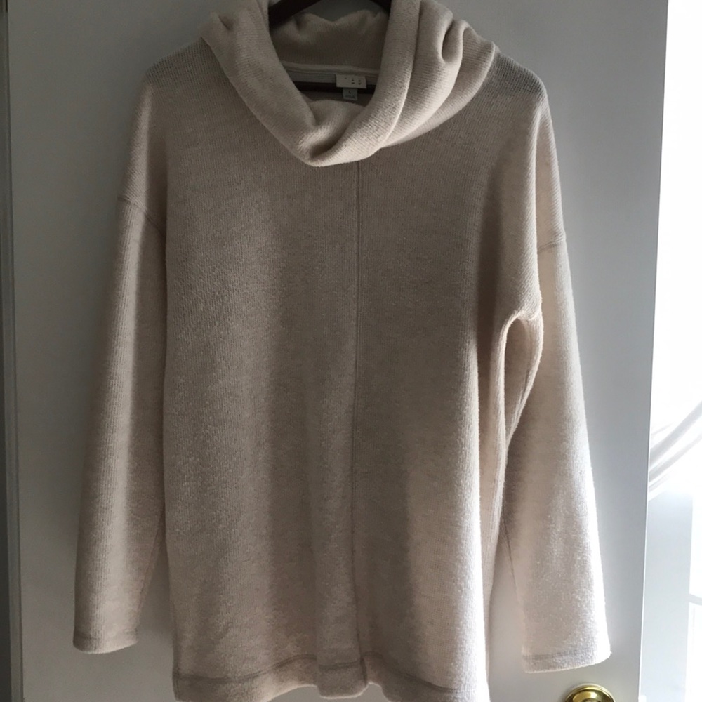 A new day, scoop sweater